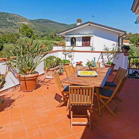 La Terrazza - Splendido Trilocale A Лакона Экстерьер фото