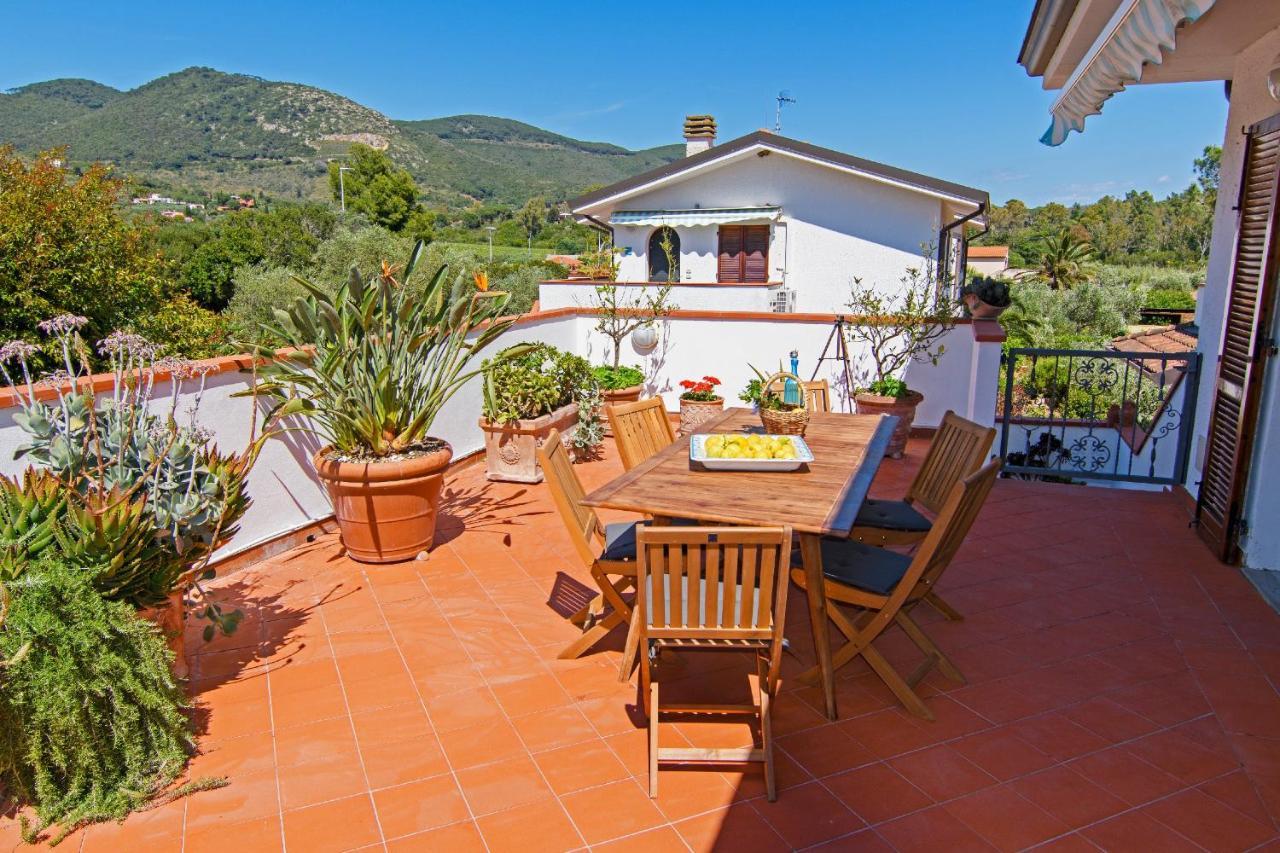 La Terrazza - Splendido Trilocale A Лакона Экстерьер фото